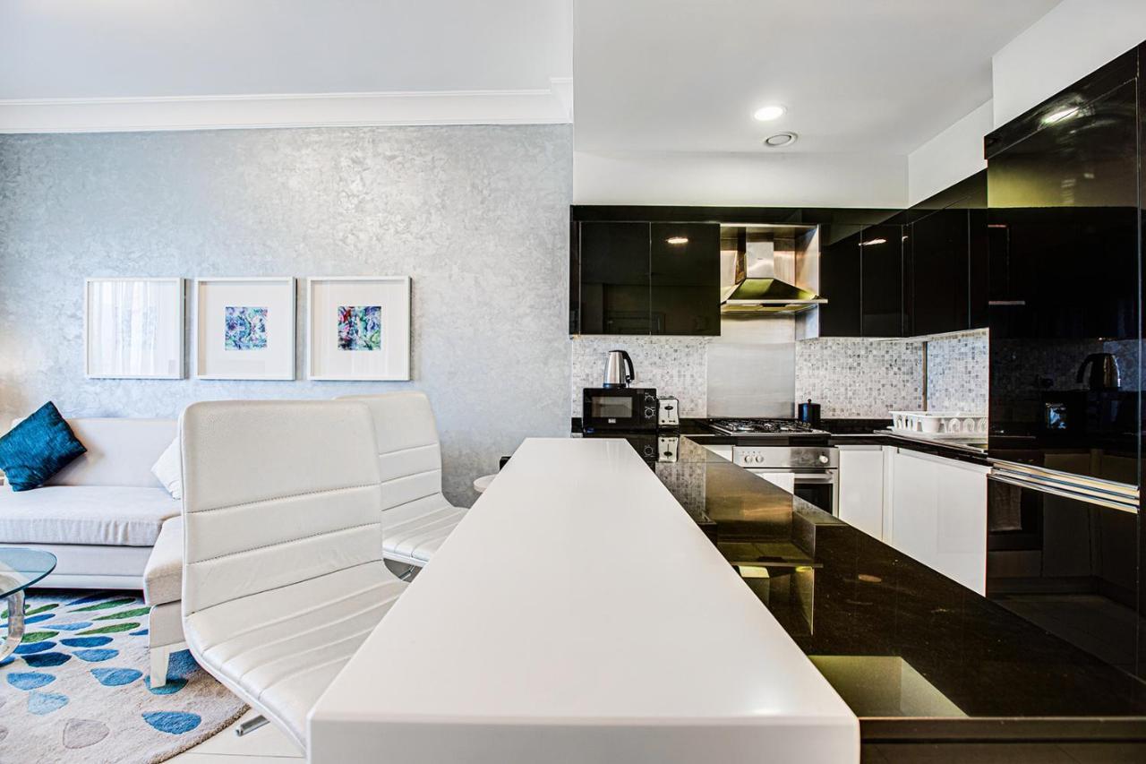 Remarkable In Downtown Near Mall * Dubai